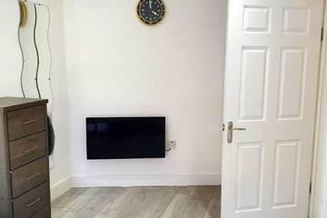 Bungalow for 3 People in Dartford, Kent, Photo 2