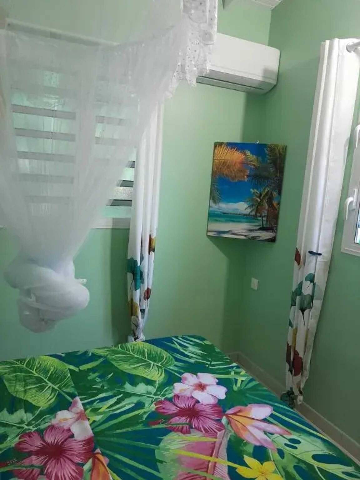 Moderno Bungalow en Schoelcher de 34 m² in Schoelcher, Antillas francesas