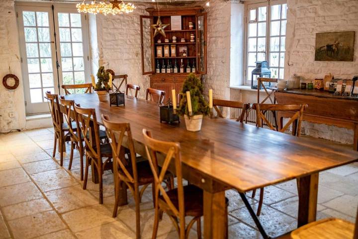 Location de vacances pour 20 personnes, avec terrasse et jardin à Chaudenay - 4