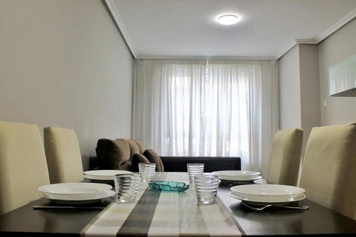 Apartamento para 5 personas, con Terraza en Santoña