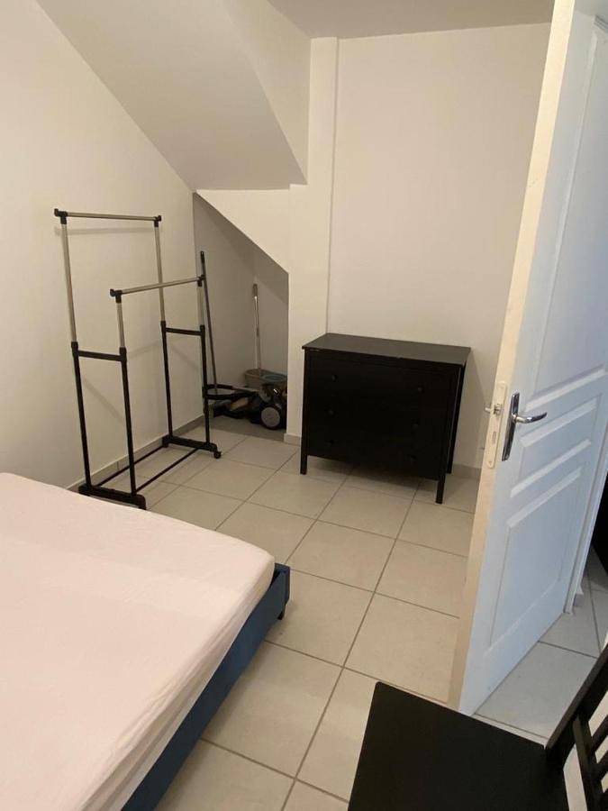 Appartement entier, One-Bedroom Apartment in Ribiers, Région de Gap