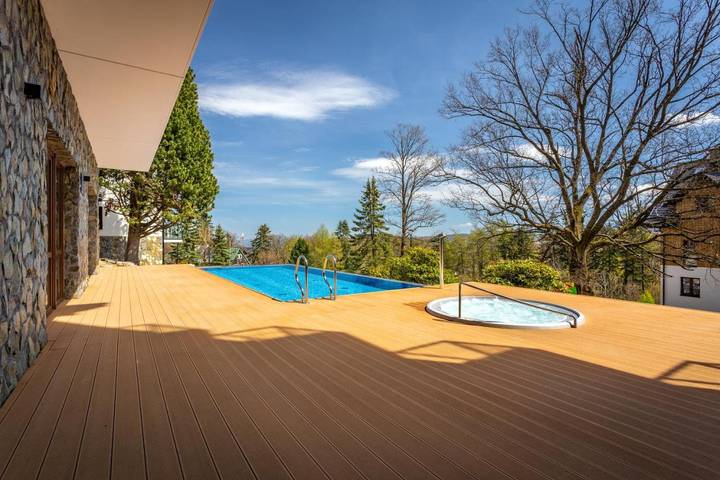 Apartament wakacyjny dla 4 osób, z sauna i jacuzzi oraz basen i taras - 1