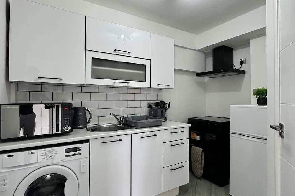 Entire apartment, “Great location” Cosy Modern Apartment inc. Twin/Dbl Bedroom & Free Parking in Oxford, Oxfordshire