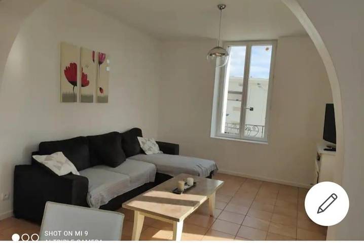 Appartement de vacances pour 4 personnes, avec piscine et jardin