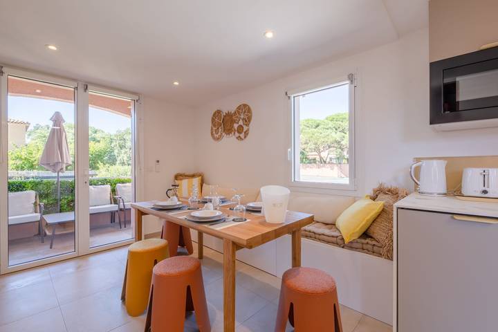 Gîte pour 4 personnes, adapté aux familles dans Plage de la Nartelle - 3