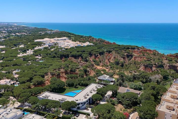 Location de vacances pour 4 personnes, avec jardin à Albufeira