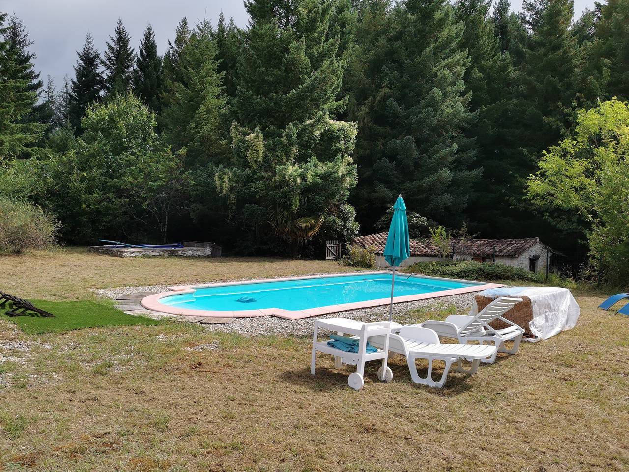 Bergerie Piscine Privée, Jacuzzi avec piscine privée, terrasse privée et Wi-Fi in Montcuq-en-Quercy-Blanc, Quercy