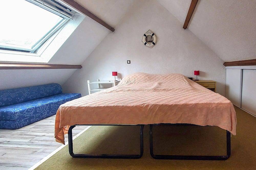 Amazing home in Saint-Philibert in Saint-Philibert, Côte des Mégalithes