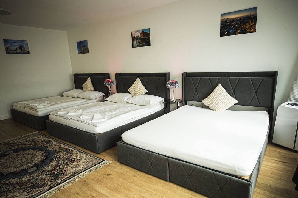 Ganze Wohnung, Ferienwohnung im Hamburger Straße-2 in Barmbek Hamburg, Hamburg