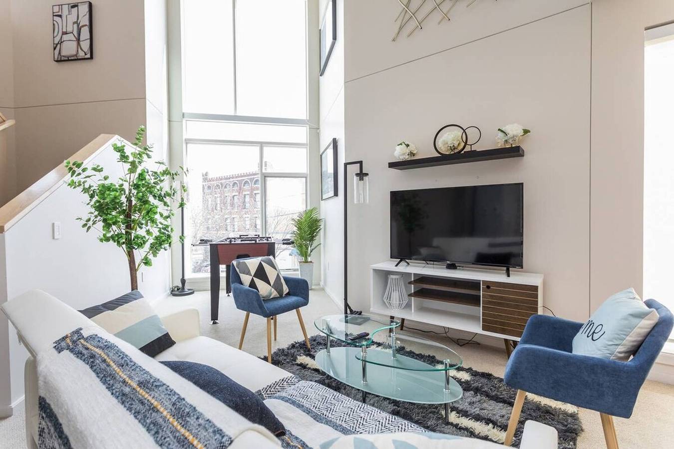 Ganze Wohnung, Upscale 3Br Penthouse by Cozysuites in Indianapolis, Indiana