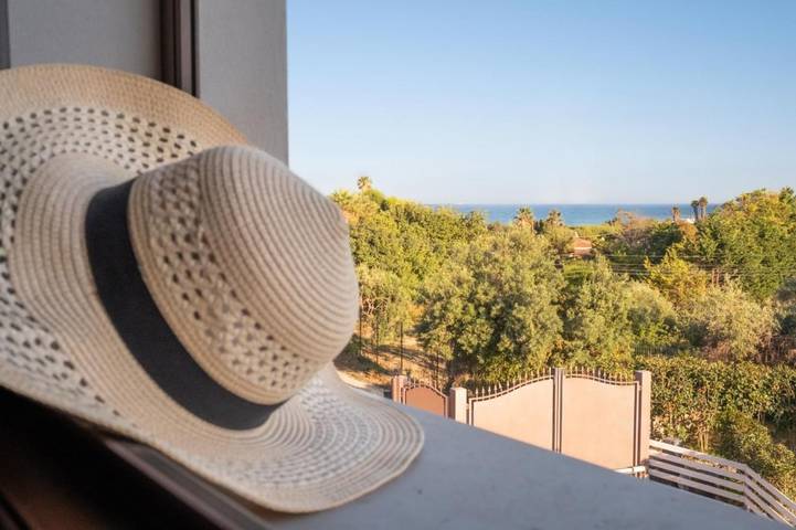 Ferienhaus für 3 Personen, mit Balkon und Terrasse sowie Garten und Ausblick