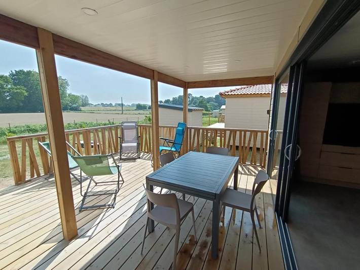 Maison de vacances pour 6 personnes, avec Terrasse et Jardin ainsi que Bassin pour enfant et Piscine à Saubrigues