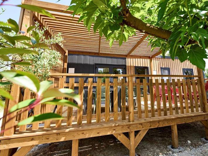 Mobil home pour 6 personnes, avec bassin pour enfant, animaux acceptés à Malemort-du-Comtat - 2