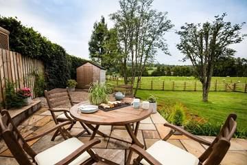 Cottage for 4 People in Loch Lomond, Stirling region, Photo 2