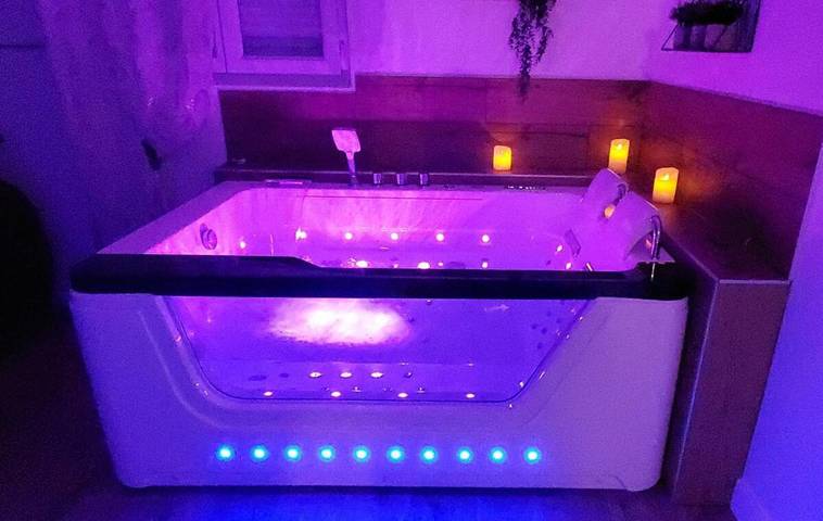 Gîte pour 2 personnes, avec terrasse et jacuzzi à Pédernec - 4