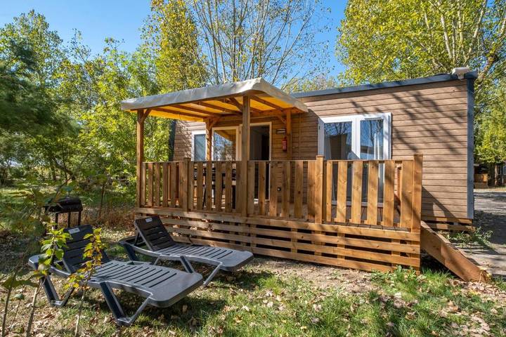 Location de vacances pour 4 personnes, avec terrasse ainsi que vue et piscine, animaux acceptés à Saint-Michel-en-l'Herm - 2