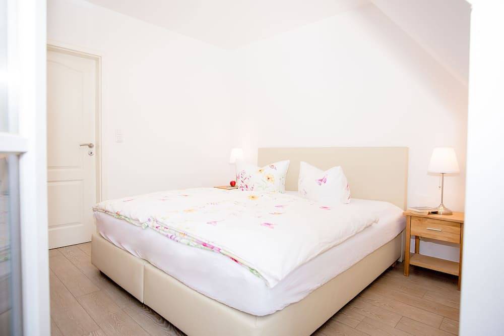Reethus, 3 Sz + 1 Kleinkind, 2 Bäder, Kamin, Sauna, Außenwhirlpool, Garten, Wlan in Drei Kaiserbäder, Heringsdorf