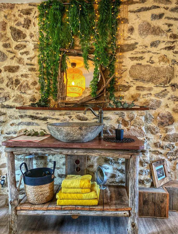 Location de vacances pour 2 personnes, avec balcon et jardin à Saint-Martial-Entraygues - 3