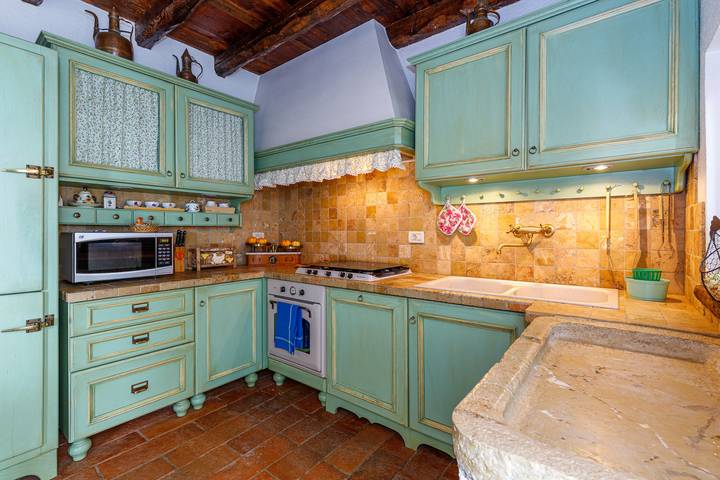 Villa für 6 Personen, mit Seeblick und Terrasse sowie Sauna, mit Haustier in Gargnano - 3