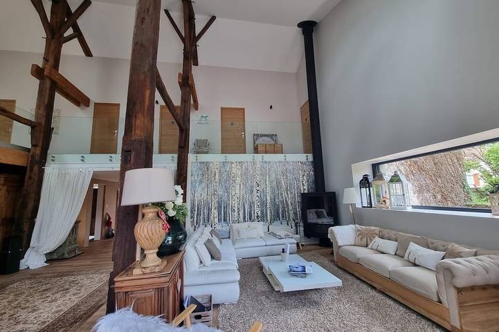 Location de vacances pour 8 personnes, avec jacuzzi et jardin dans Begnécourt
