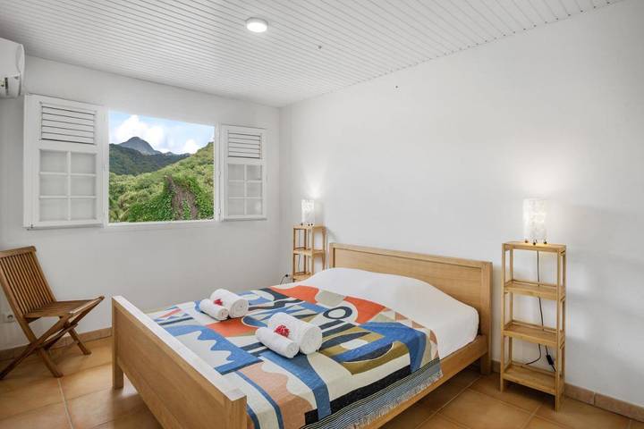 Gîte pour 6 personnes, avec terrasse et vue dans Plage du Coin - 2