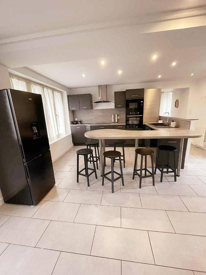 Location de vacances pour 8 personnes, avec vue et jardin, animaux acceptés à Troarn - 2