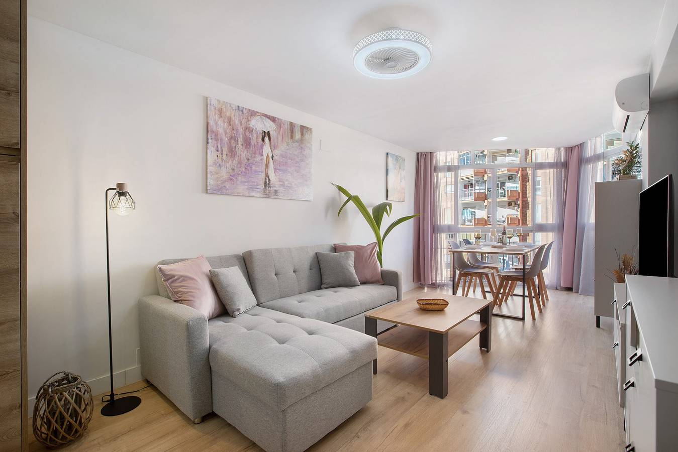Appartement entier, Appartement 'Aquario' avec vue sur la mer, Wi-Fi et climatisation in Benalmádena Costa, Benalmádena