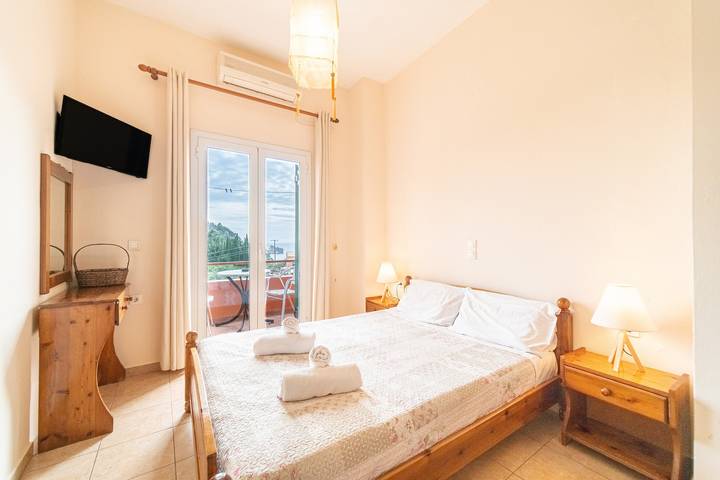 Gîte pour 2 personnes, avec balcon dans Paleokastritsa