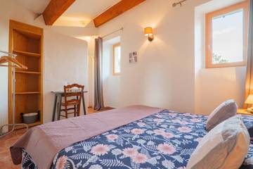 Chambre D’hôte pour 2 Personnes dans Laurac-en-Vivarais, Parc naturel régional des Monts d'Ardèche, Photo 2