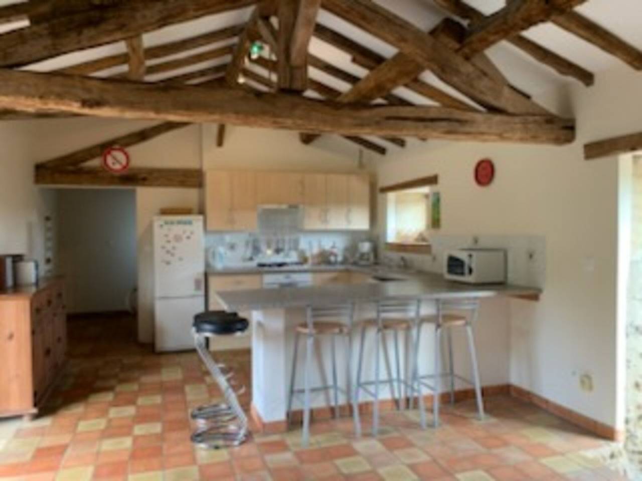 Gîte Des Martins-pêcheurs avec piscine partagée, terrasse privée et Wi-Fi in Sanxay, Vienne (France)