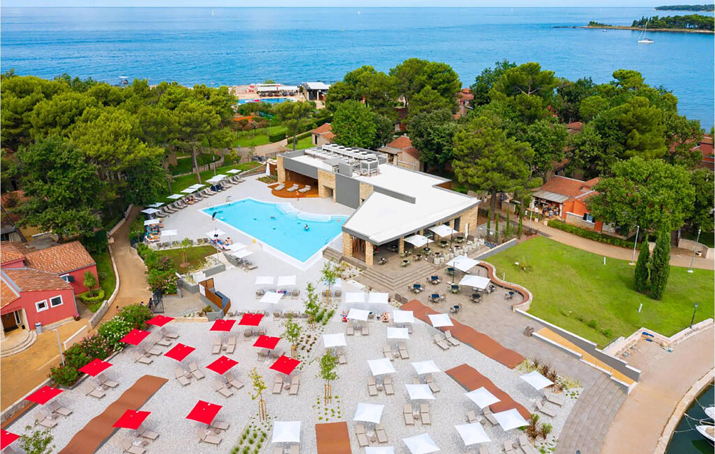 Reizendes Mobilheim mit Pool und Terrasse, 1 km vom Strand Vela Draga entfernt in Umag, Umag und Umgebung