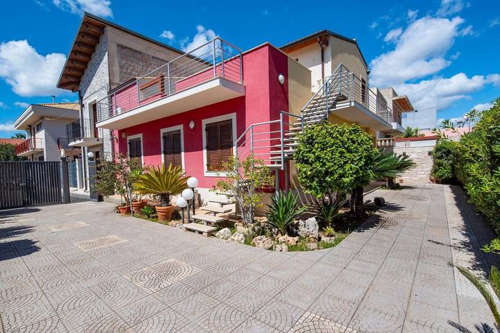 Appartamento per 4 persone, con terrazza in Marina di Avola