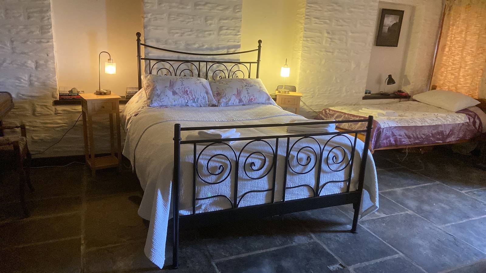 Cottage Sleeps 9 with Sea Views and Parking in Orkney Islands