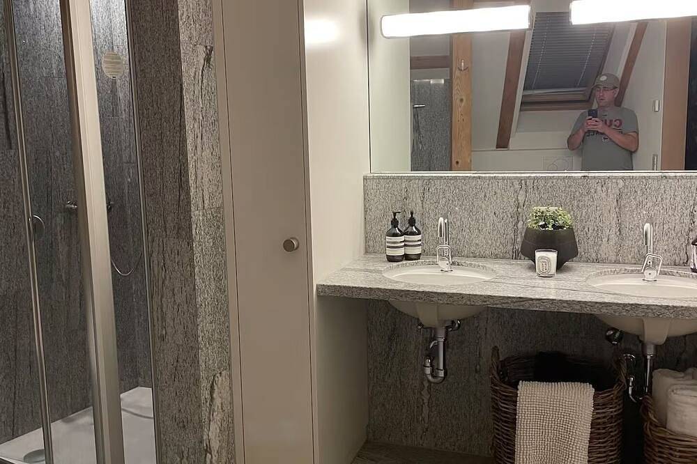 Apartamento entero, Lakeside luxury flat · 2Br · Private lift · 2 Bath · Enge Zürich in Zúrich, Distrito de Zúrich