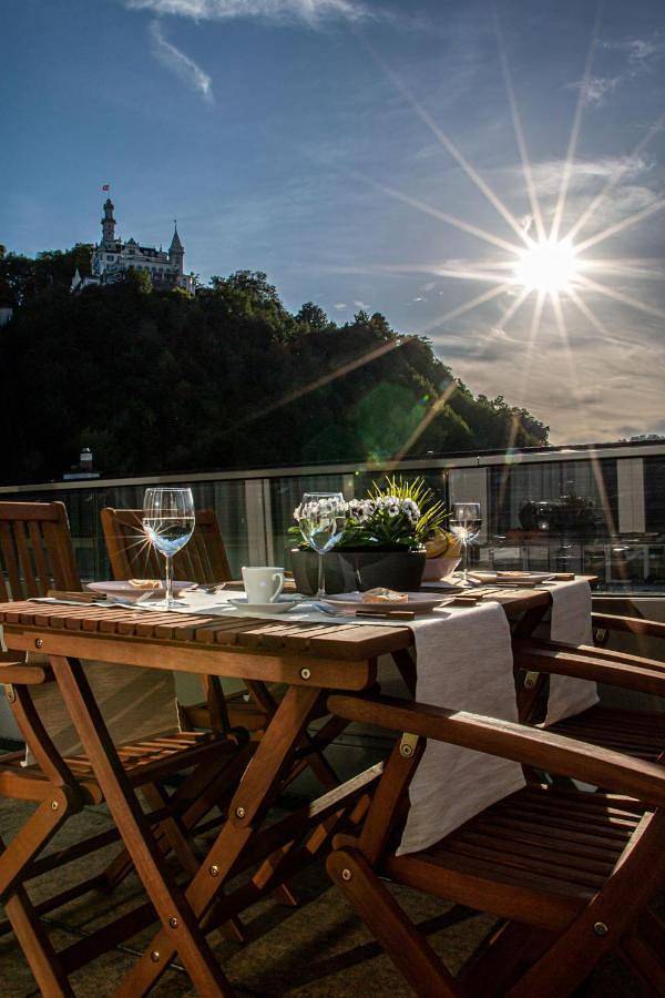 Ferienwohnung für 4 Personen, mit Balkon und Terrasse sowie Ausblick in Luzern