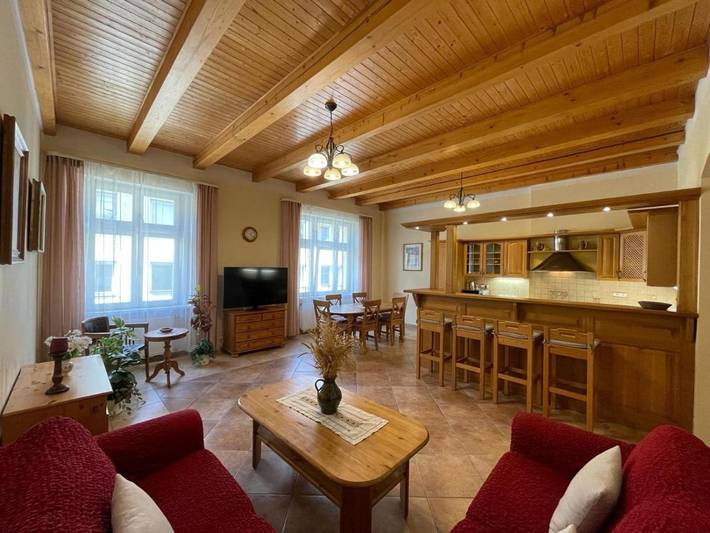 Ferienwohnung für 4 Personen, mit Balkon und Ausblick in Karlsbad - 2