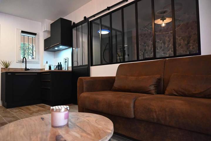 Gîte pour 4 personnes, avec terrasse et piscine dans Plage de La Gorguette - 3