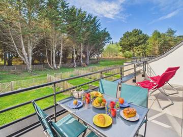 Gîte pour 4 personnes, avec terrasse dans Le Cabellou