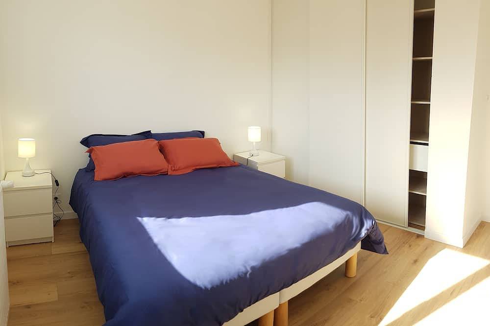 Kerheol, bright house with garden and beach on foot in Portsall, Ploudalmézeau