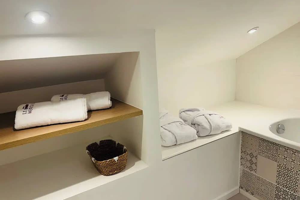 Apartamento entero, Proche de Toutes Commodités in Charbonnières-les-Bains, Ródano