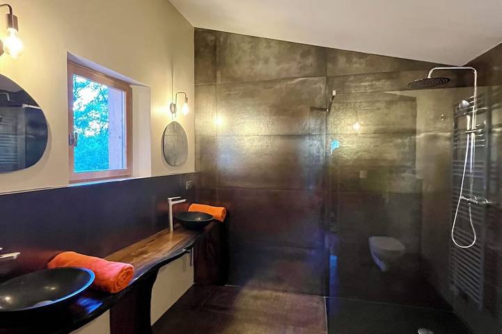 Gîte pour 3 personnes, animaux acceptés à Aups - 2