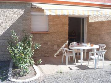 Gîte pour 4 personnes, avec terrasse dans Plage d'Honneur