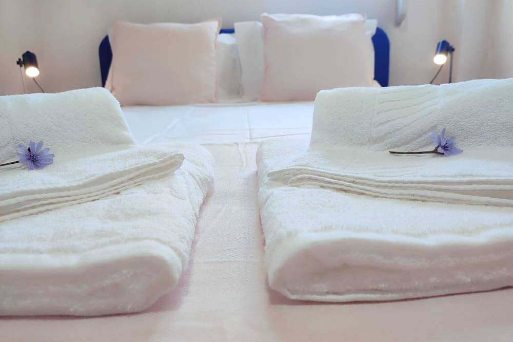 Home-Private Bathroom in Tomar, Santarém District