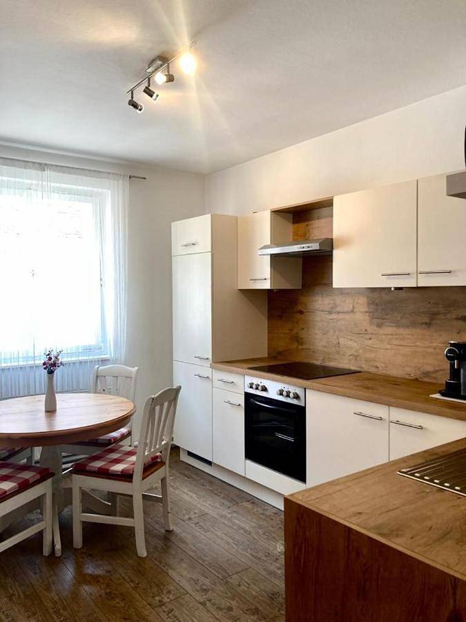 Ferienwohnung für 4 Personen, mit Garten und Ausblick in Bad Radkersburg