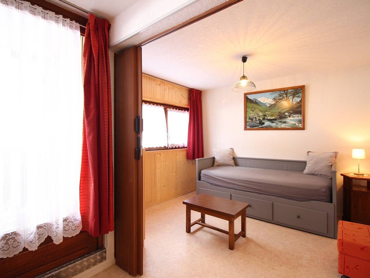 Apartamento entero, F2 a pie de pistas con balcón y aparcamiento - 6 pers. in Mont-Dore, Parque Natural Regional Volcans d'Auvergne