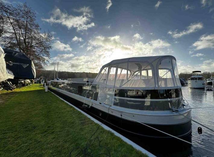 Ferienhaus für 4 Personen, mit Terrasse und Seeblick sowie Ausblick in Berlin