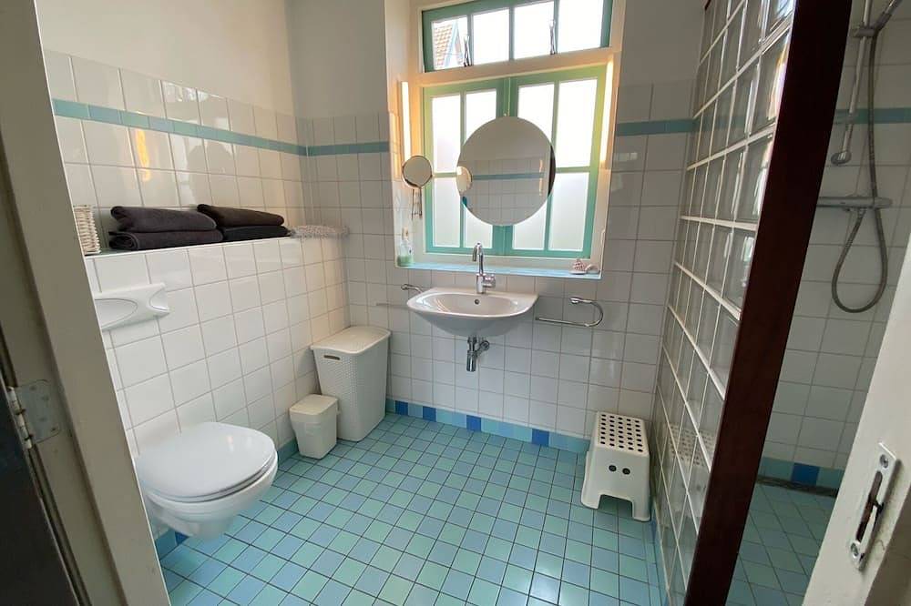 Ganze Wohnung, Ferienwohnung in großem Garten, nahe Strand und Dünen in Groet, Noord-Holland - Nordseeküste