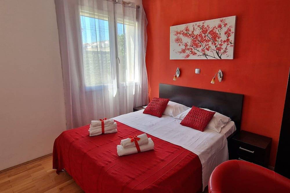 Ganze Wohnung, Schöne Wohnung Barada (****) in der Nähe des Meeres in Trogir, Split-Dalmatien