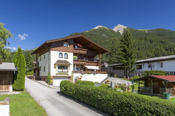 Entire holiday apartment, Apartment, bath, toilet, 1 bed room in Seefeld in Tirol, Innsbruck Land