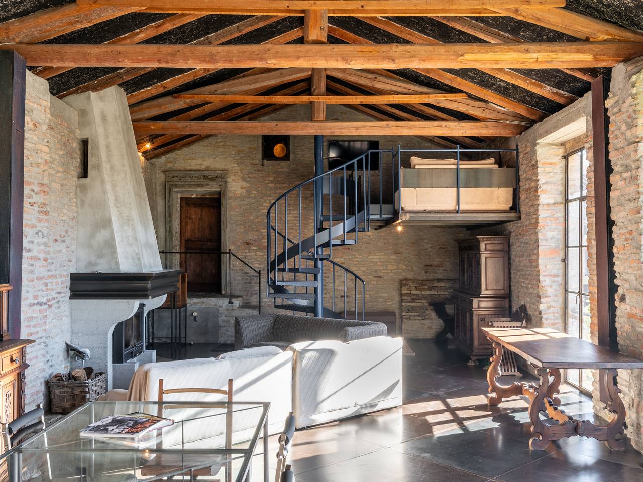 Borgo del Riondino in Trezzo Tinella, Langhe